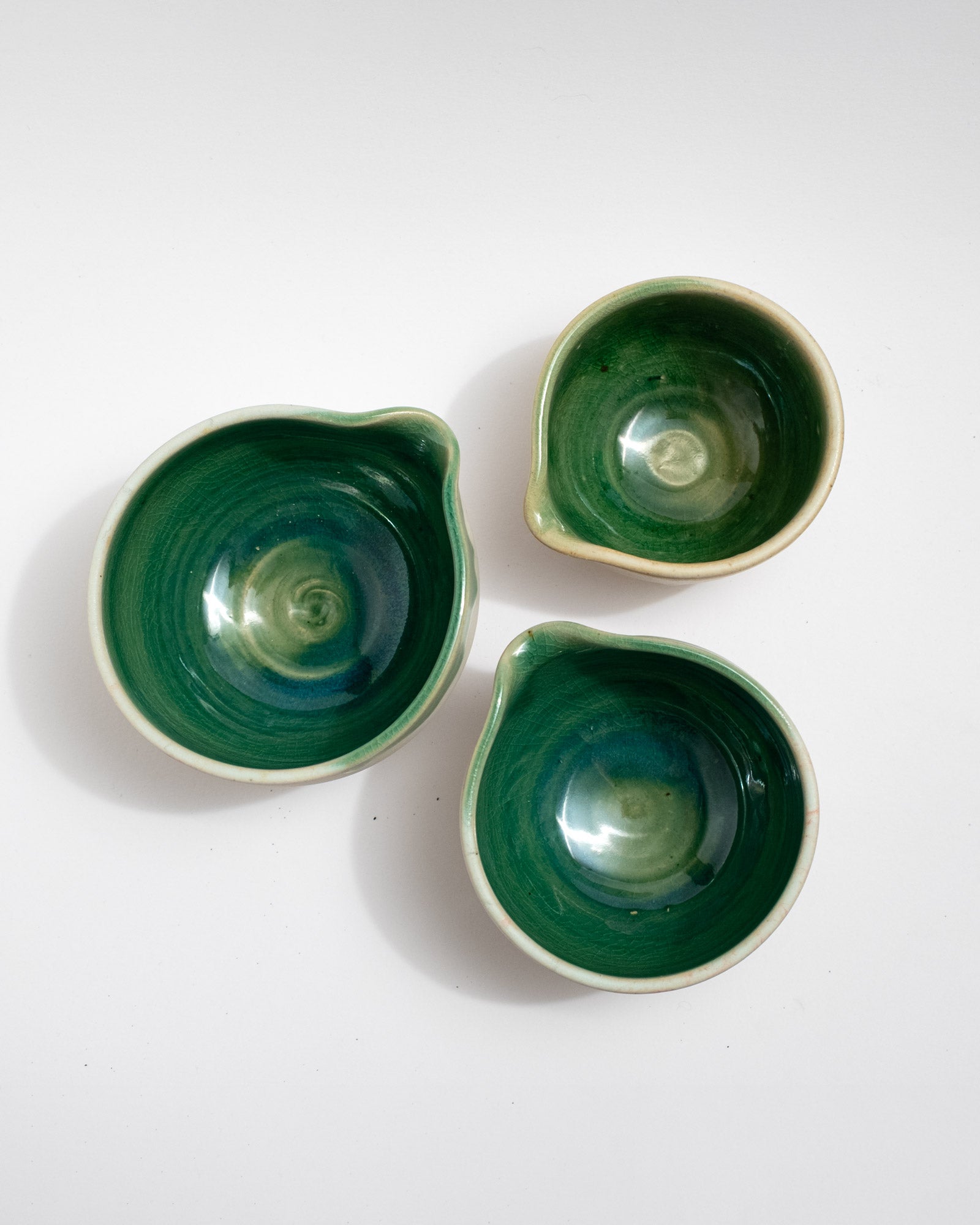 Three green ceramic bowls, matcha bowl, handmade in Italy