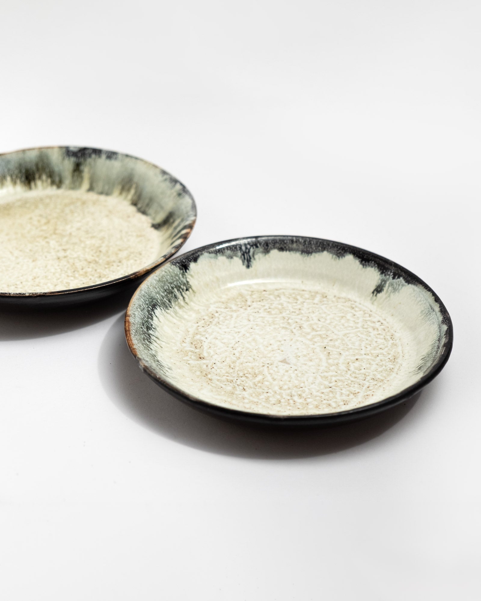 Two ceramic plates with textured rims, handmade in Italy, Christmas gift